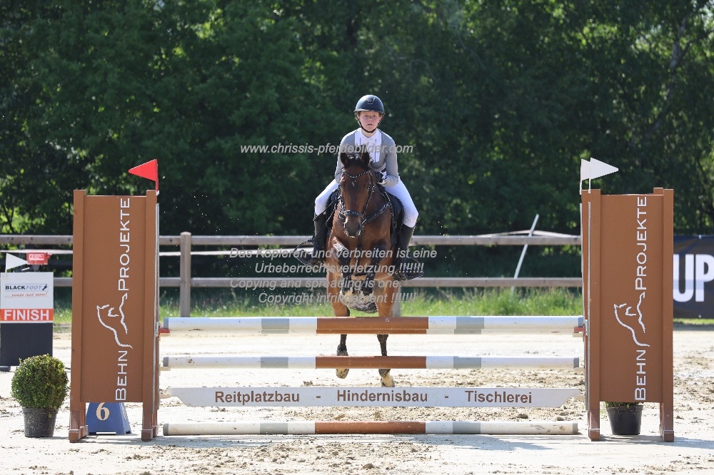 Preview alina luchtmann mit candy girl IMG_1060.jpg